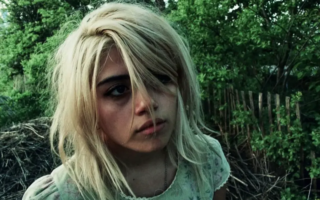 Artist Feature: Mila Degray